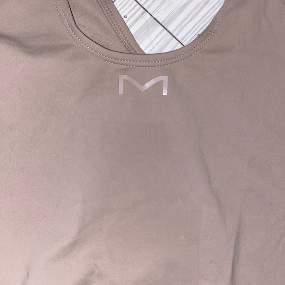 Maidenform Smoothing Seamless Thong Bodysuit nude - Picture 5 of 7